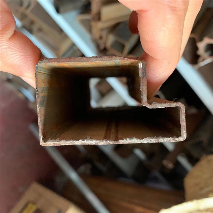 黑龍江內(nèi)六角鋼管廠家聊城市如日之升金屬材料有限公司