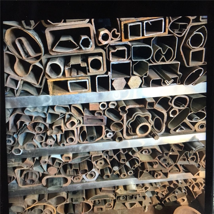 異型鋼管生產(chǎn)廠家 橢圓鋼管 平橢圓鋼管廠家 凹槽鋼管