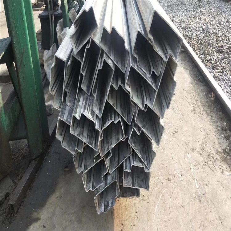 異型鋼管定制廠家電動車棚鋼管扇形管 半圓管來圖加工定做