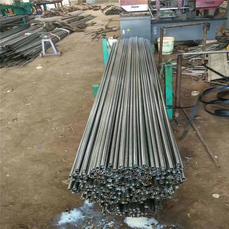 精軋無(wú)縫管Gcr15精密鋼管切割零售規(guī)格尺寸齊全