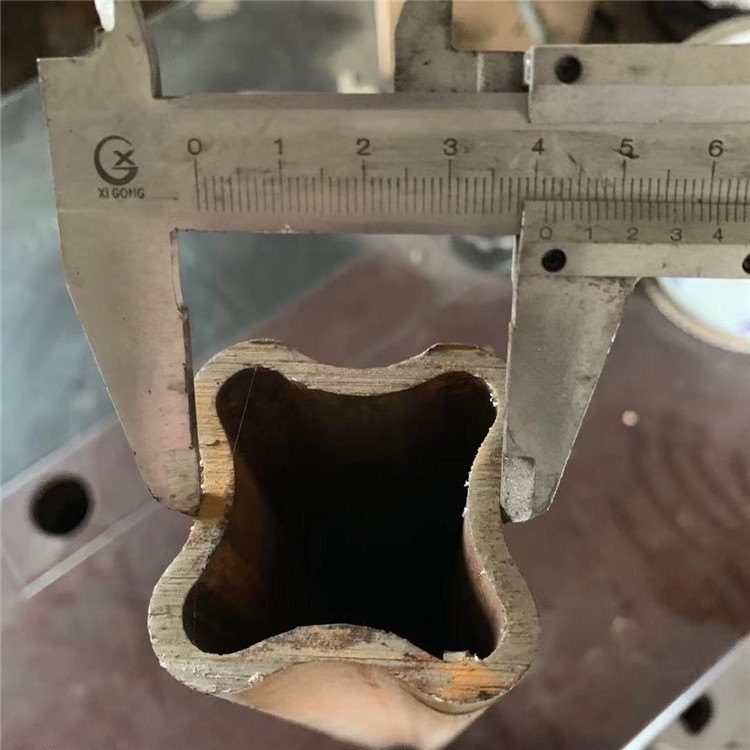 云南錘布機方鋼套子薄壁異形方矩管定制加工自由伸縮套管