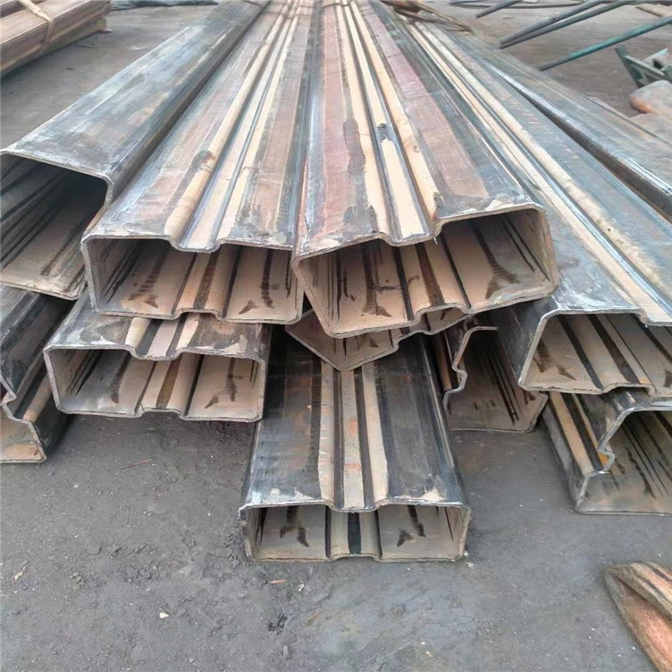 Q235冷拔異型管 護欄立柱異形鋼管 路燈桿用異型管定制 模具齊全