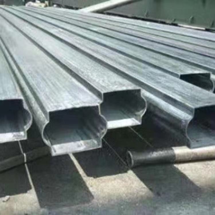 燈籠形護欄管生產廠 鋅鋼護欄鋼管 擁有先進的專用生產線設備